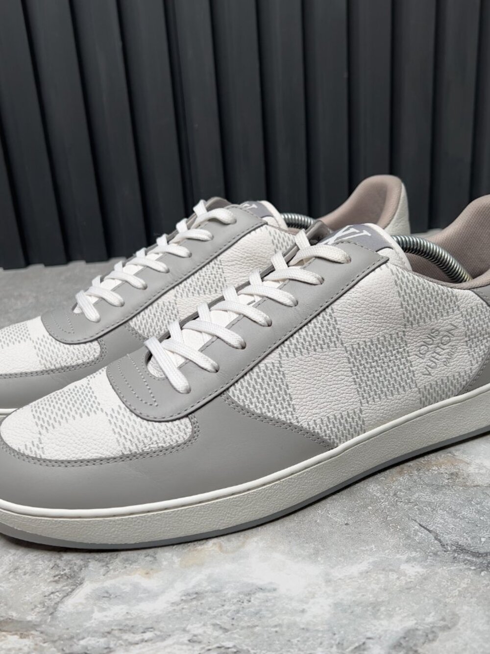 Louis Vuitton Rivoli Damier Sneakers Gray Leather 10 LV 11 US 44 EUR - Picture 3 of 13